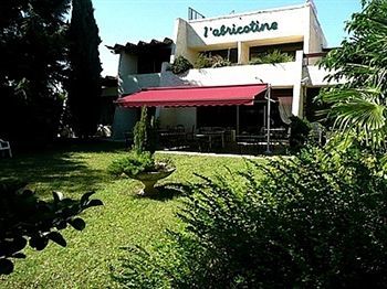 Logis Hotel L'Abricotine Tain-lʼHermitage Zewnętrze zdjęcie