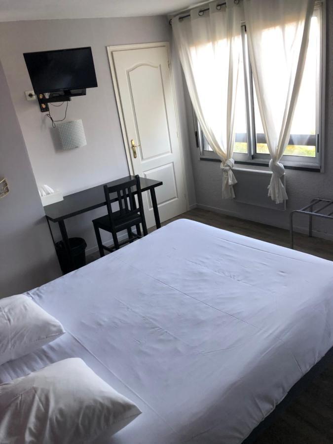 Logis Hotel L'Abricotine Tain-lʼHermitage Zewnętrze zdjęcie